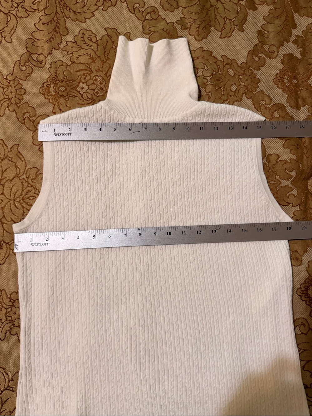 White Cable Knit Sleeveless Turtleneck Top, Women’s Size L - Picture 6 of 14
